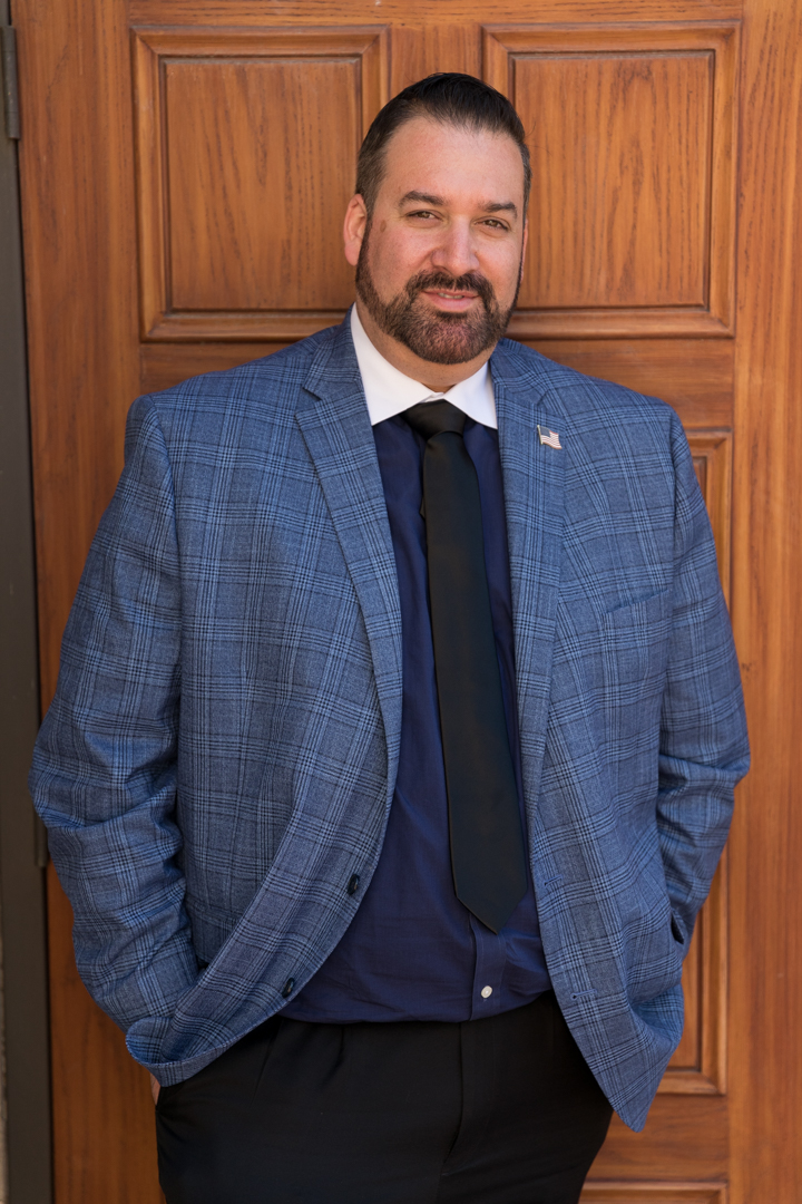 Portrait of the founder of Auto Reels Pro at the studio